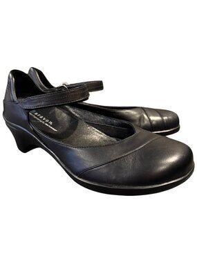 Aravon Maya Mary Jane Shoes Women’s 10 AA Narrow Black Leather Comfort Pumps